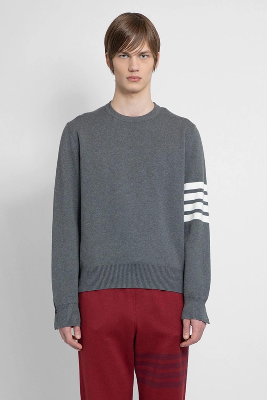 Man Grey Knitwear Product Image