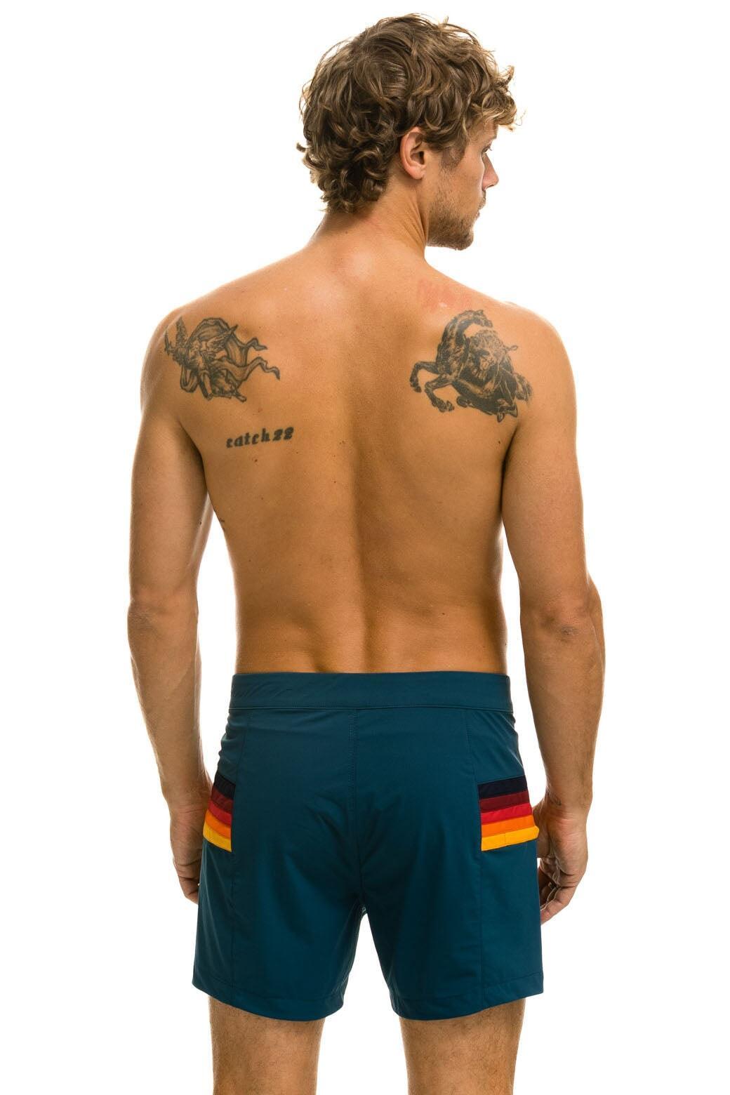 MEN'S HORIZONTAL 5 STRIPE FLEX SHORTS - DEEP OCEAN Male Product Image