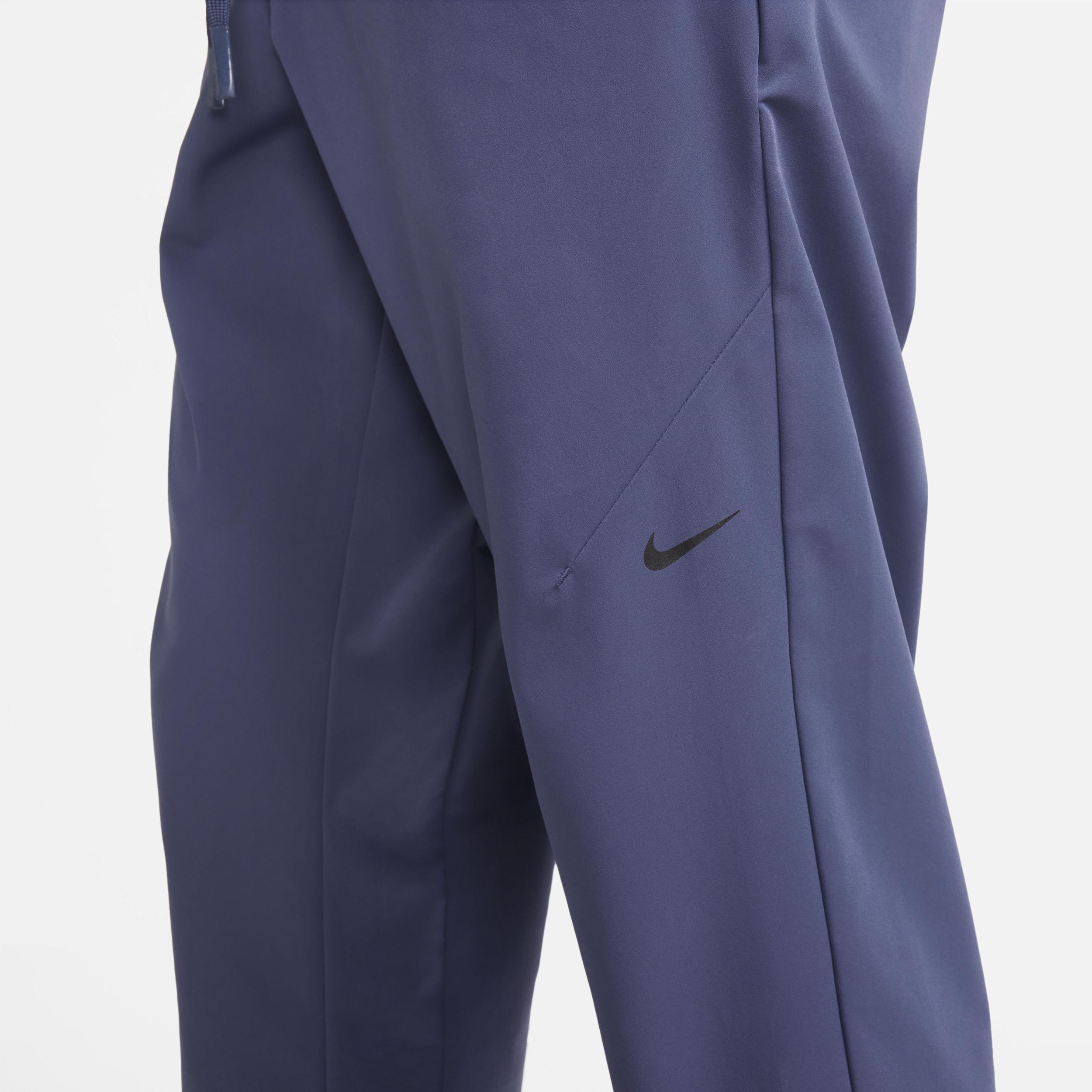 Nike Men's A.P.S. Dri-FIT Woven Versatile Pants Product Image