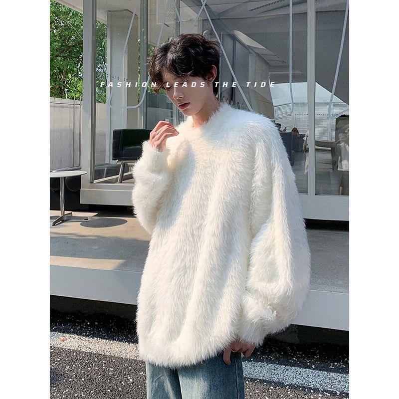 Crew Neck Plain Fluffy Sweater Product Image