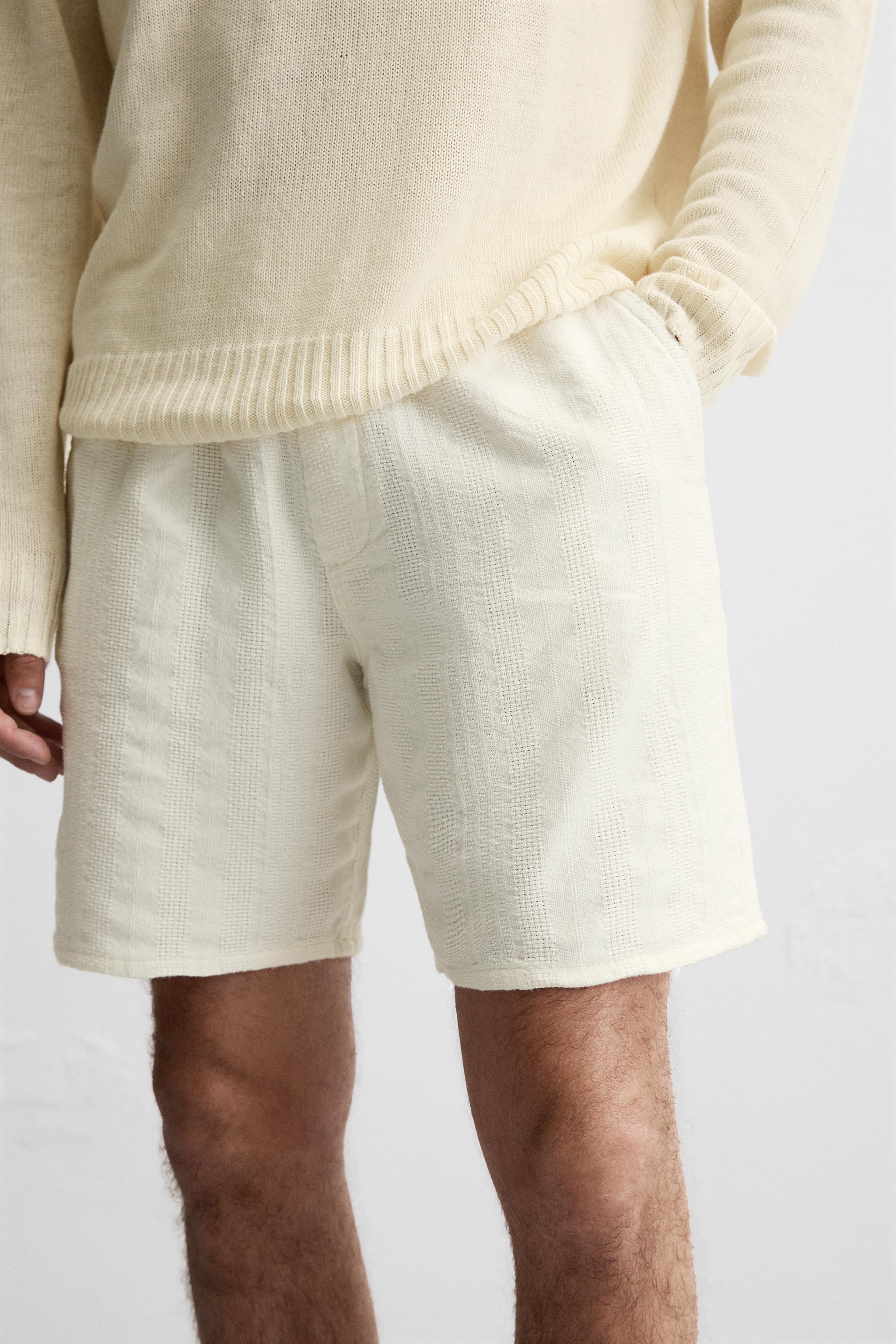 STRIPED JACQUARD SHORTS Product Image