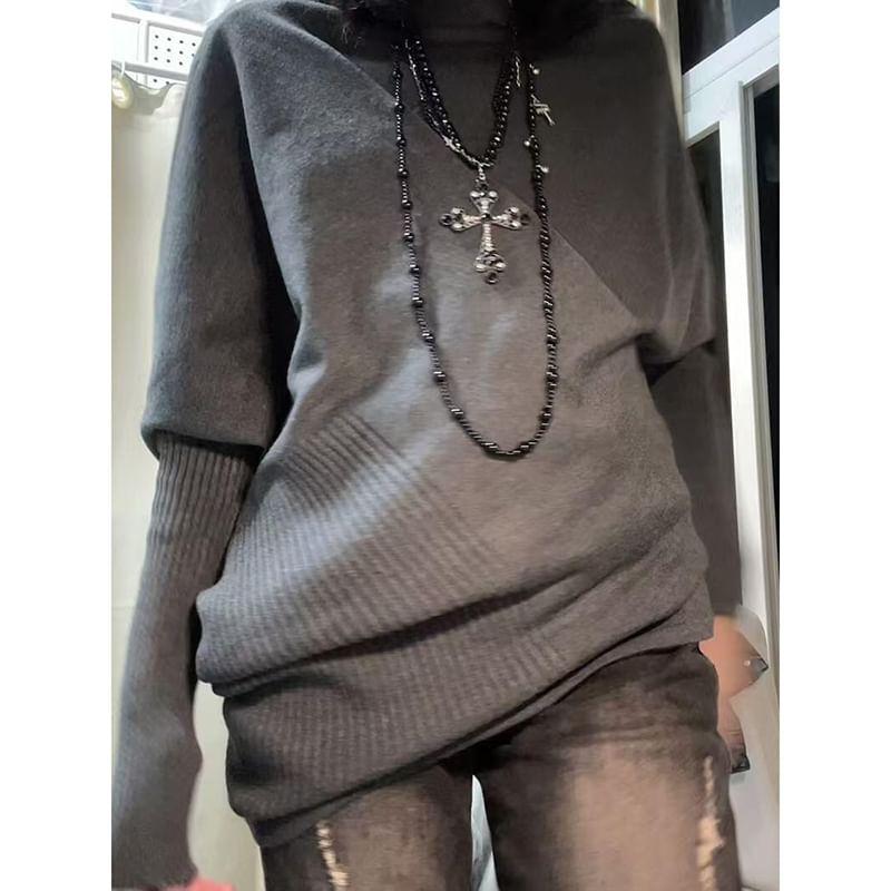 Long-Sleeve High Neck Paneled Sweater Product Image