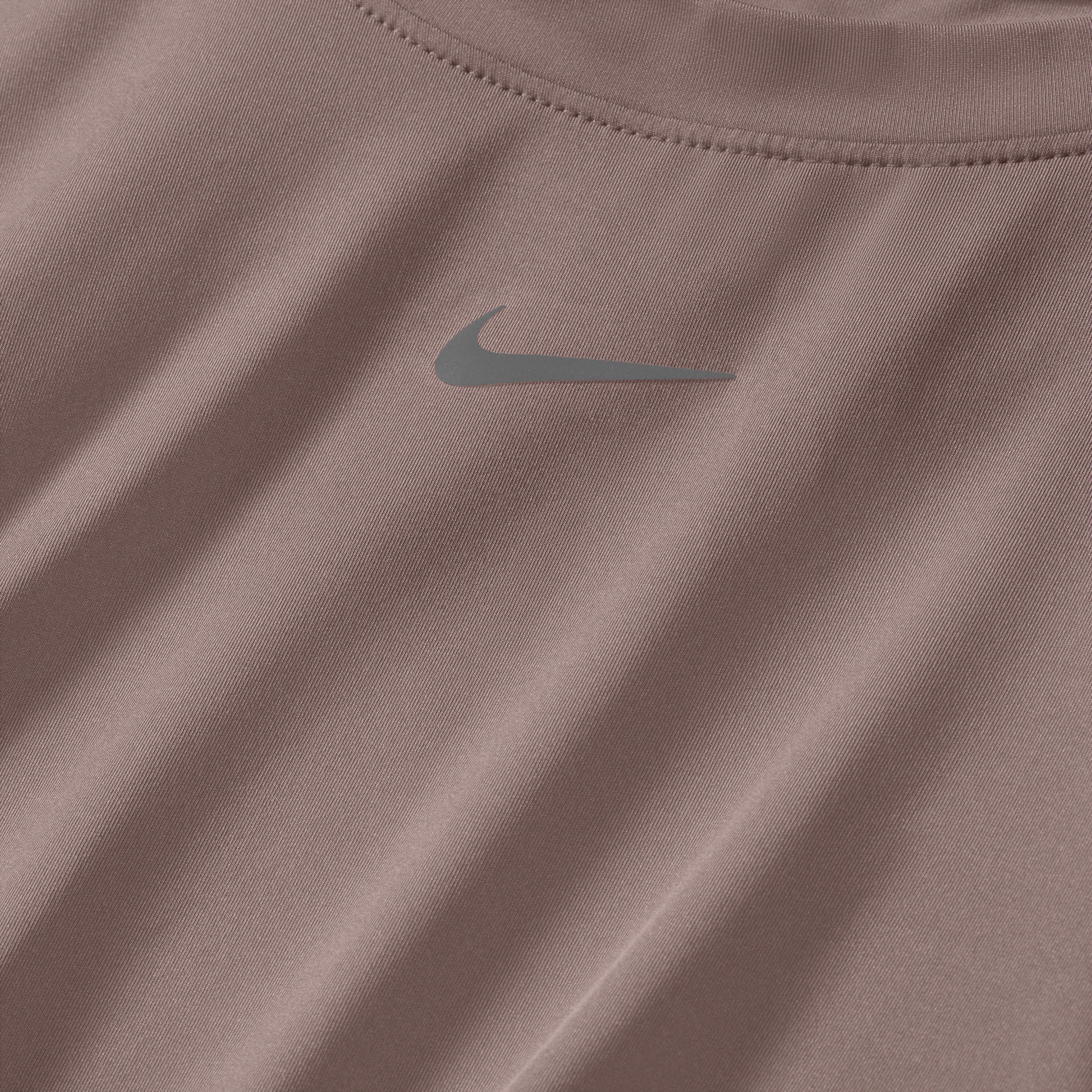 Nike Women's One Classic Dri-FIT Short-Sleeve Cropped Top Product Image