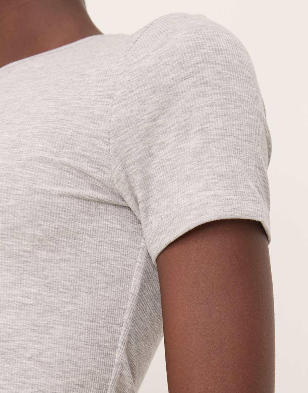 Tala 365 sculpting lounge T-shirt in gray Product Image