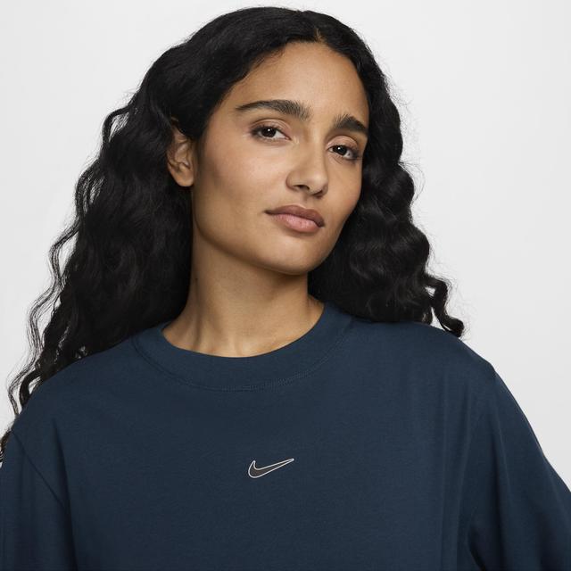 Nike Sportswear Women's Loose Long-Sleeve T-Shirt Product Image