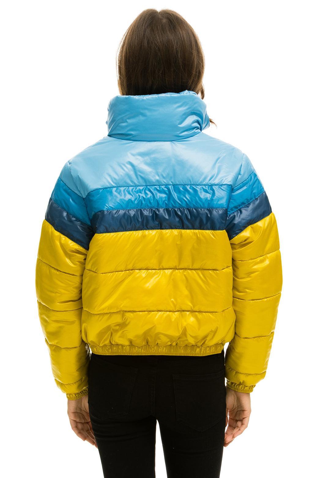 COLOR BLOCK LUXE APRES PUFFER JACKET - HONEY GLOSSY Female Product Image