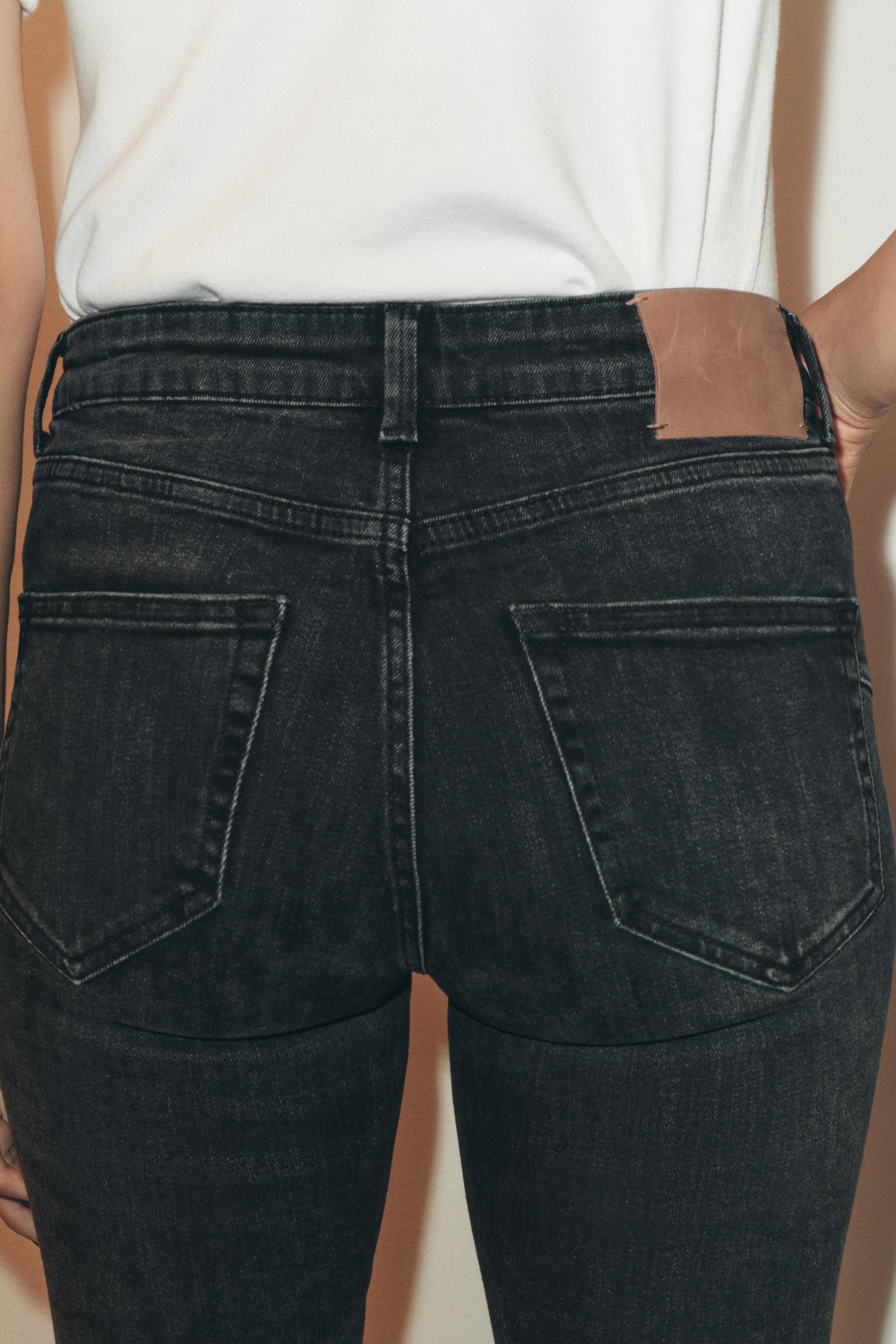 LOW RISE CONTOUR BOOTCUT JEANS ZW COLLECTION Product Image