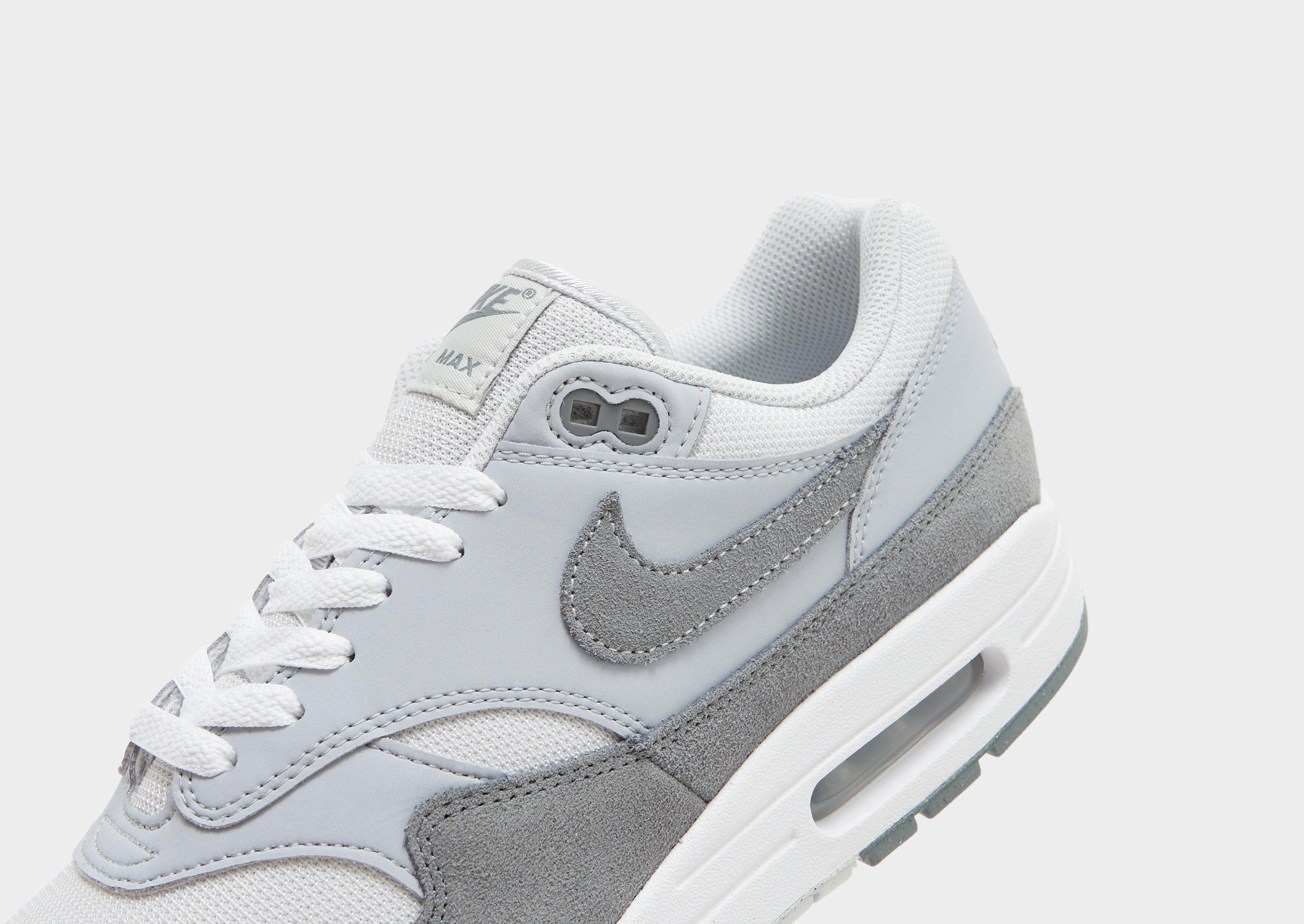 Nike Air Max 1 Product Image