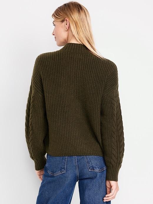 SoSoft Crop Cable-Knit Sweater Product Image