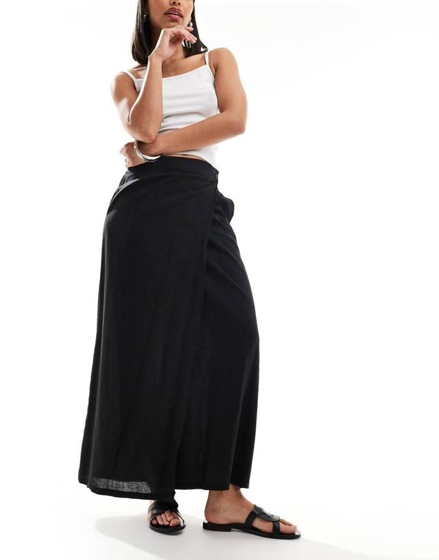 Vero Moda Aware linen mix wrap maxi skirt in black Product Image