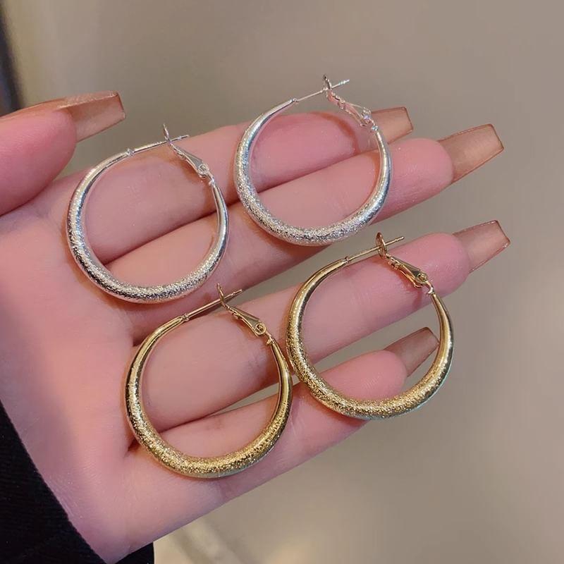 Alloy Hoop Earring Product Image