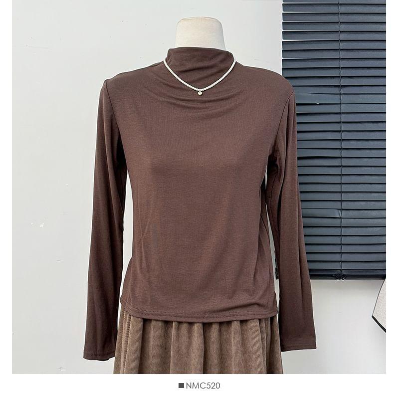 Set: Mock-Neck Tee + Frayed Vest + A-Line Skirt + Belt Product Image