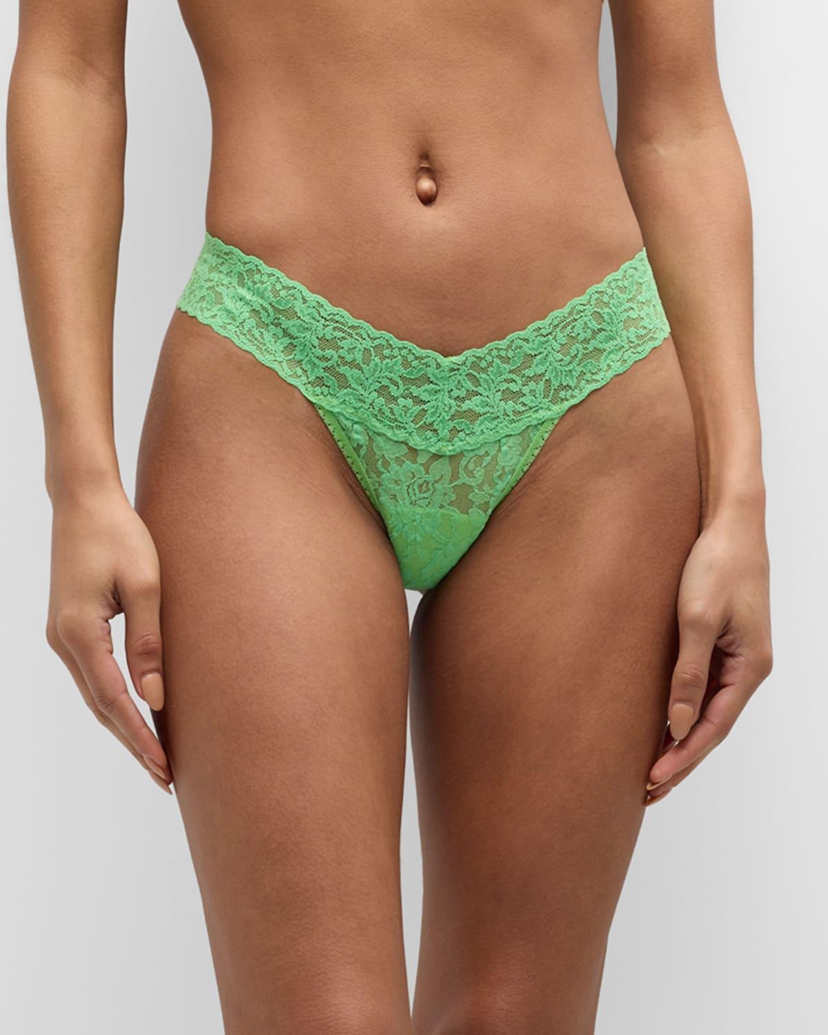 Signature Lace Low-Rise Thong Product Image