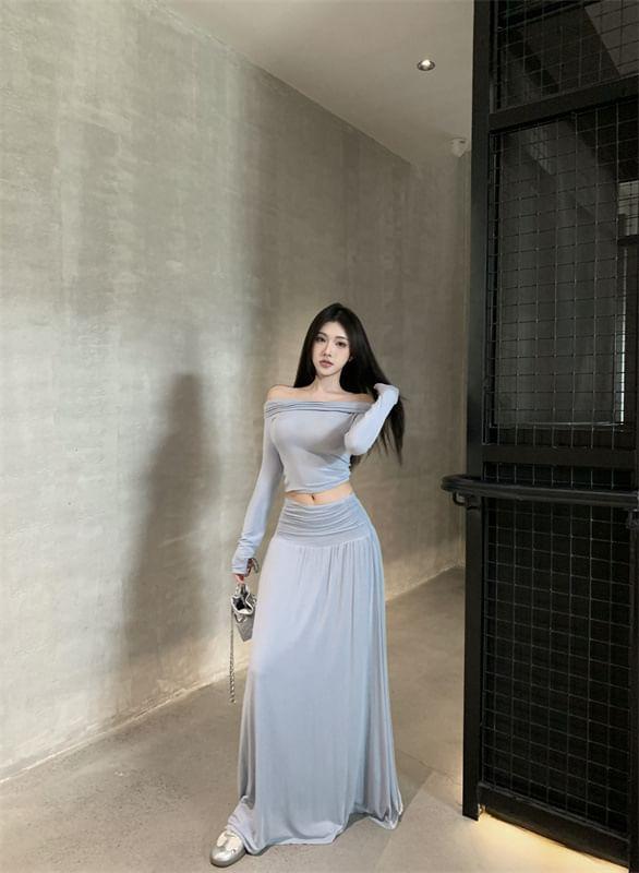 Set: Long-Sleeve Off Shoulder Plain Crop Top + High Waist Maxi A-Line Skirt Product Image