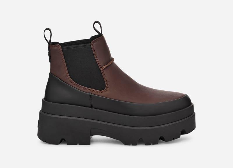 UGG Womens Brisbane Chelsea Leather Boots Product Image