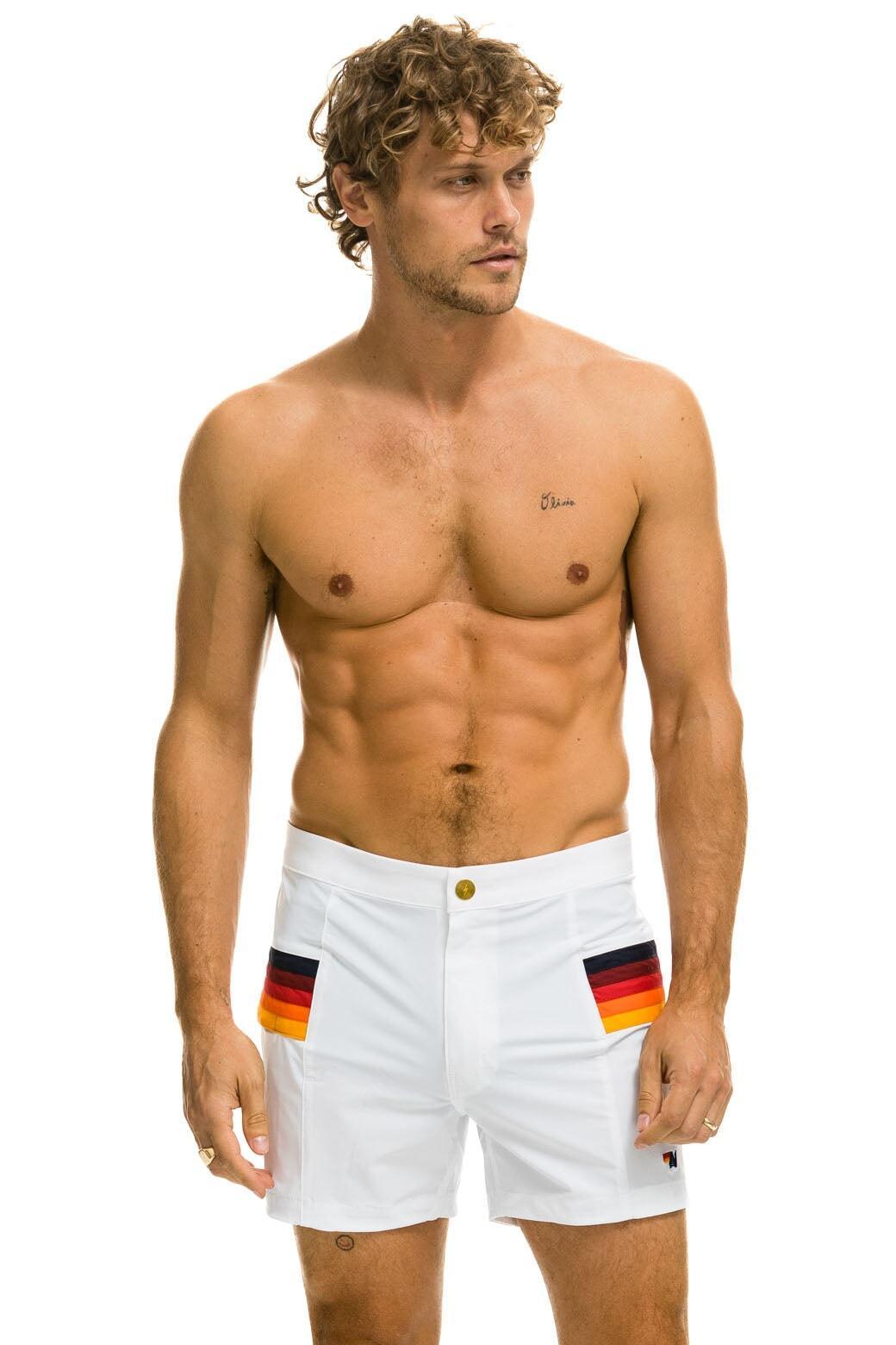 MEN'S HORIZONTAL 5 STRIPE FLEX SHORTS - WHITE Male Product Image