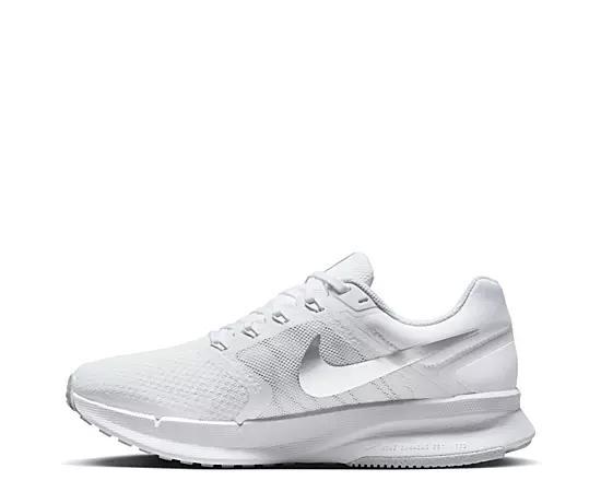 Nike Womens Run Swift 3 Running Shoe Product Image