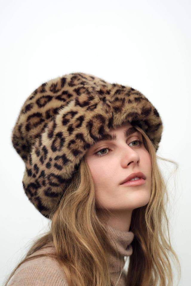 FAUX FUR ANIMAL PRINT HAT Product Image