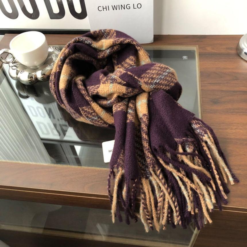 Plaid Fringed Scarf Product Image