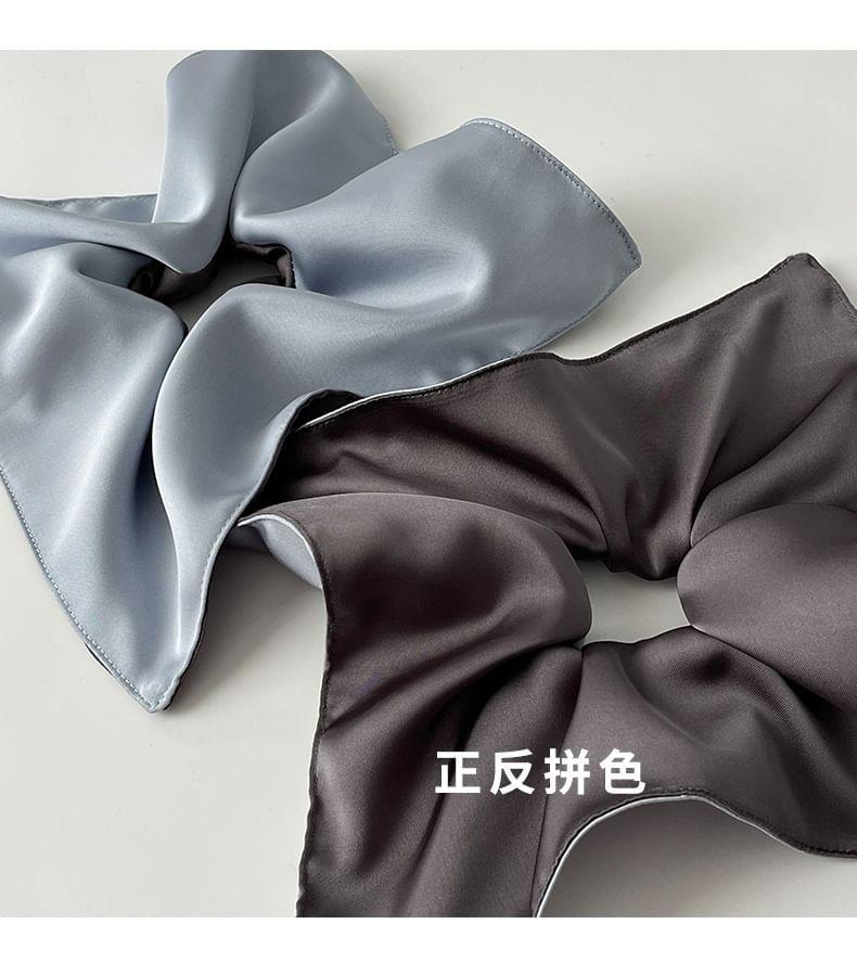 Fabric Hair Tie Product Image