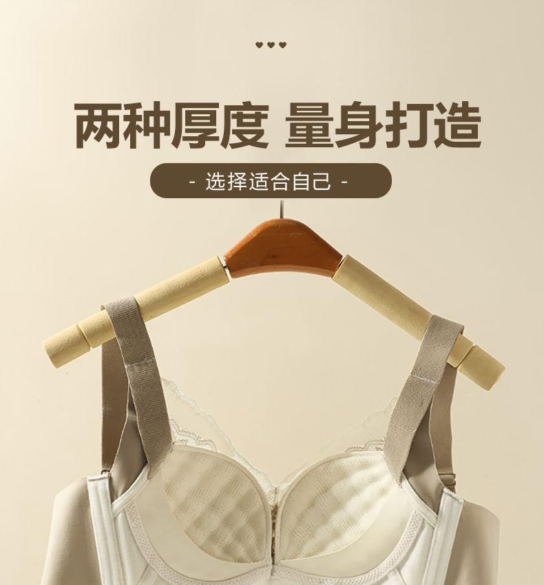 Lace Wireless Push Up Bra Product Image