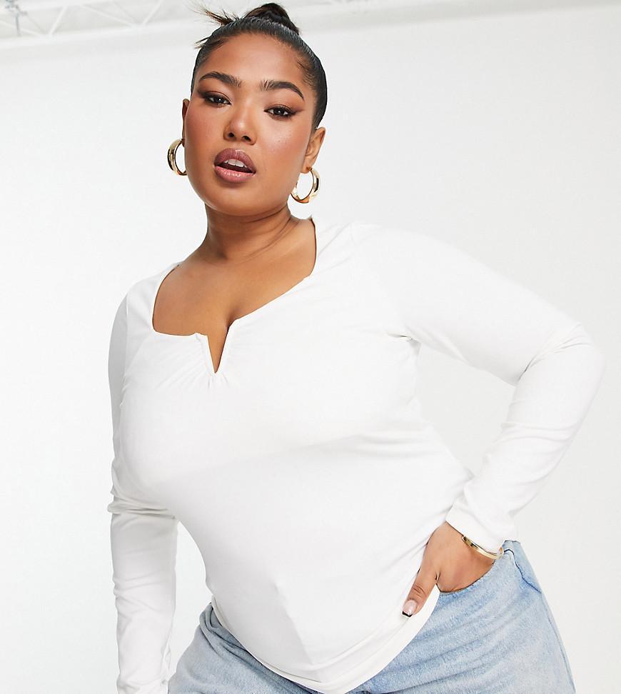 New Look Curve notch neck long sleeve top in white product image