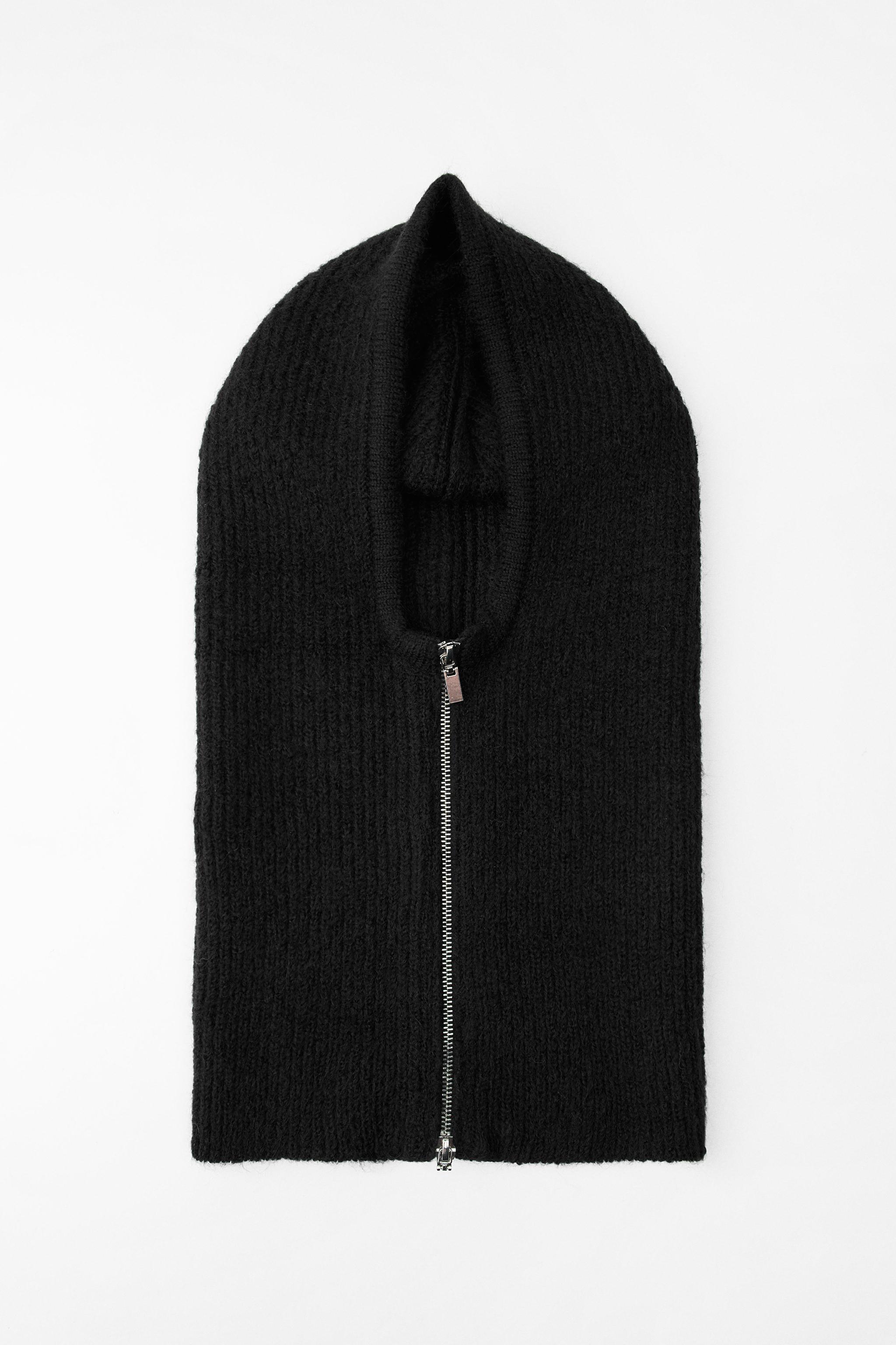 RIBBED BALACLAVA WITH ZIPPER Product Image