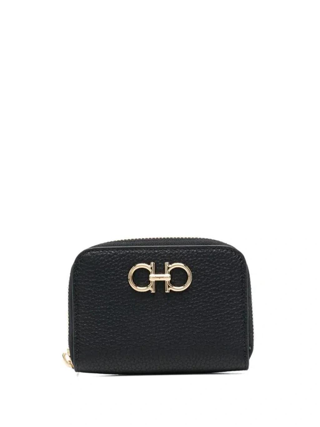 FERRAGAMO Gancini Leather Zipped Card Case In Black Product Image