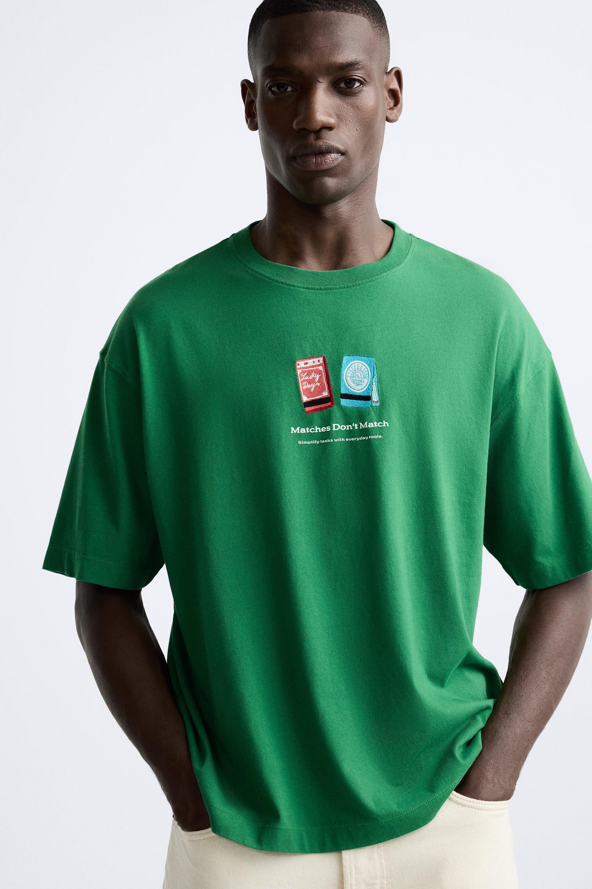 CONTRASTING PRINT T-SHIRT Product Image