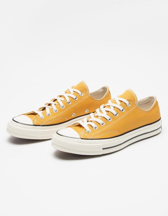 CONVERSE Chuck 70 Shoes Product Image