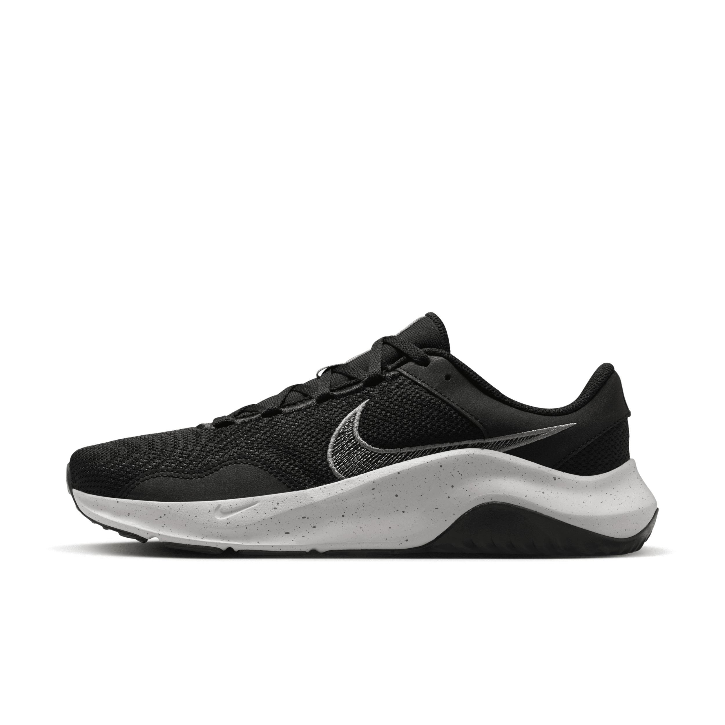 Legend Essential 3 Nn Sneakers In Black And White Product Image