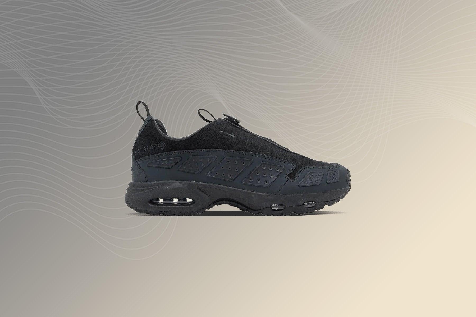 Air Max SNDR Gore-Tex Women's - Black/Dark Smoke Grey Female Product Image