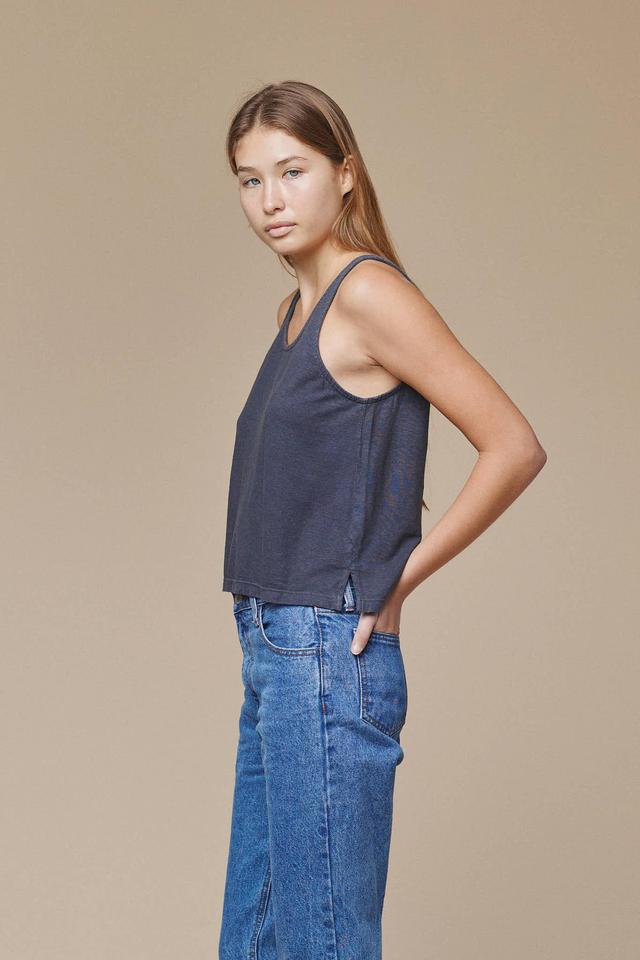 Cropped Tank Female Product Image