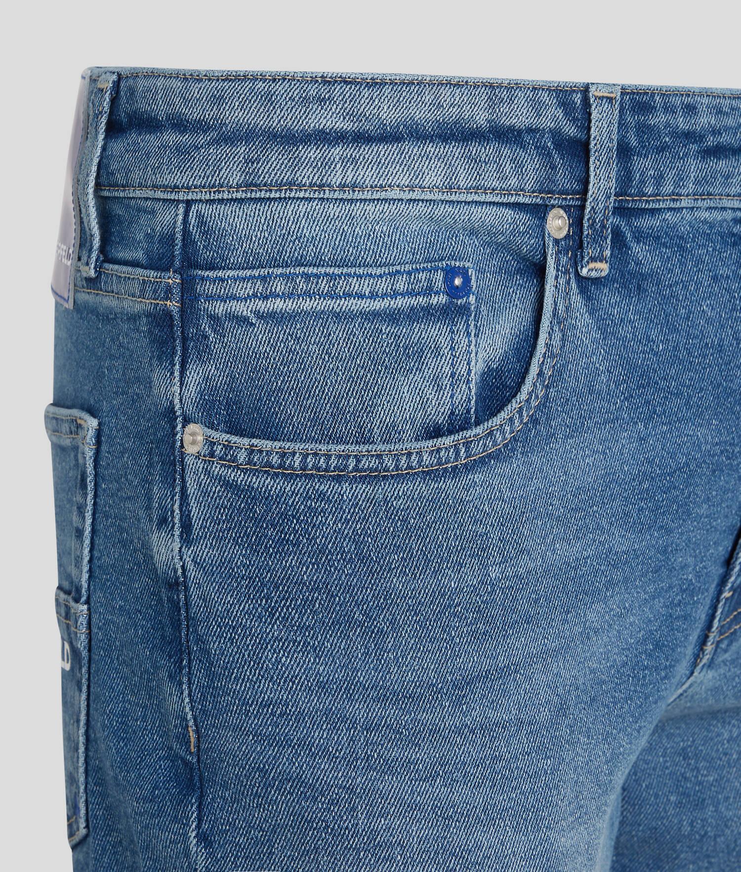 KLJ SLIM POCKET LOGO JEANS Product Image