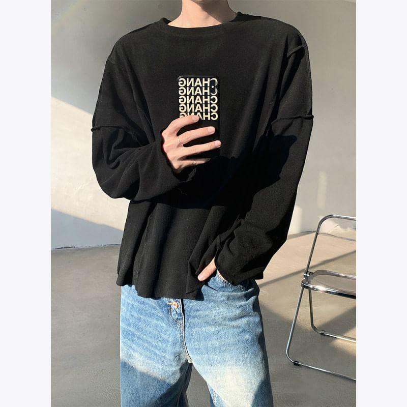 Long-Sleeve Crew Neck Plain T-Shirt Product Image