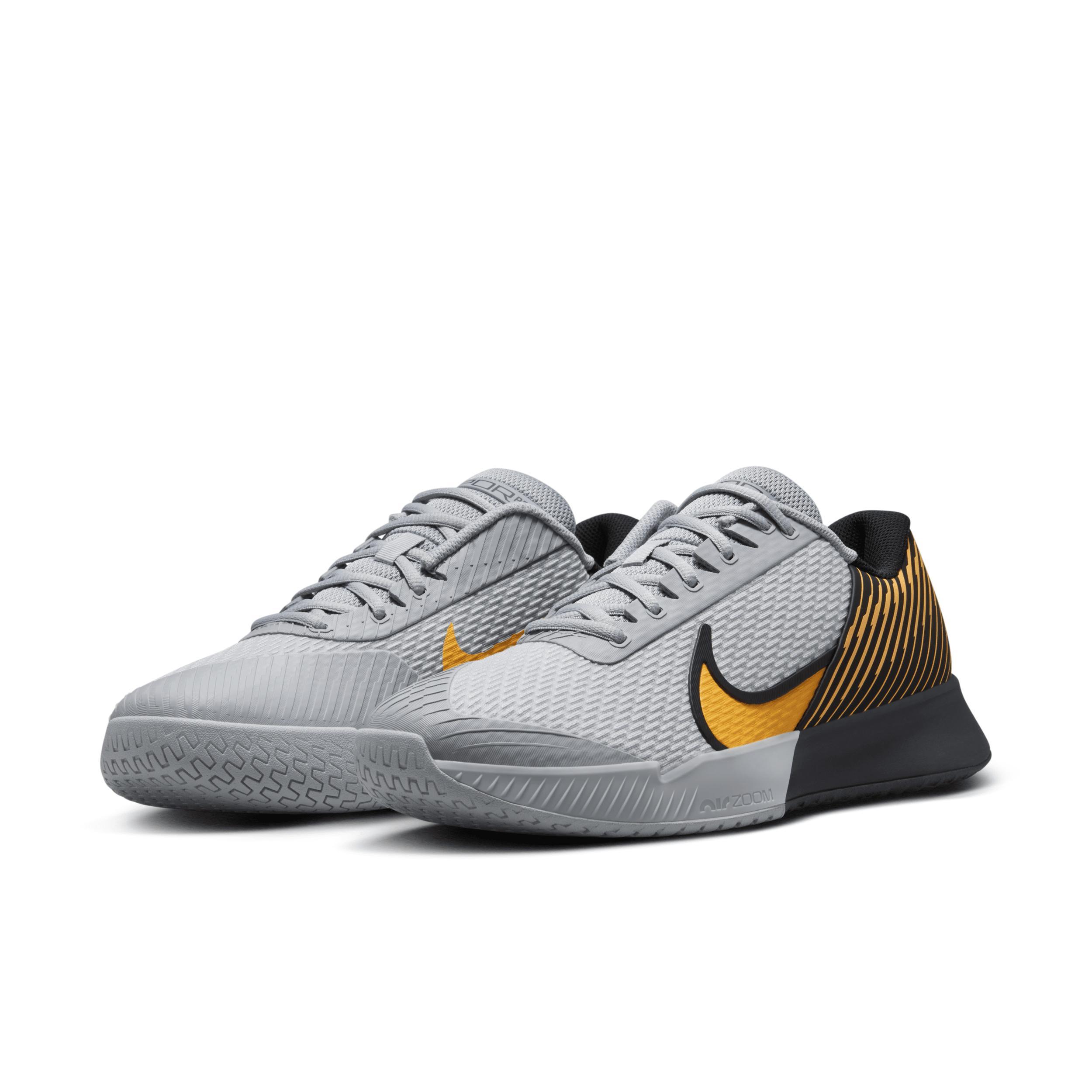 Nike Men's Court Air Zoom Vapor Pro 2 Hard Court Tennis Shoes Product Image