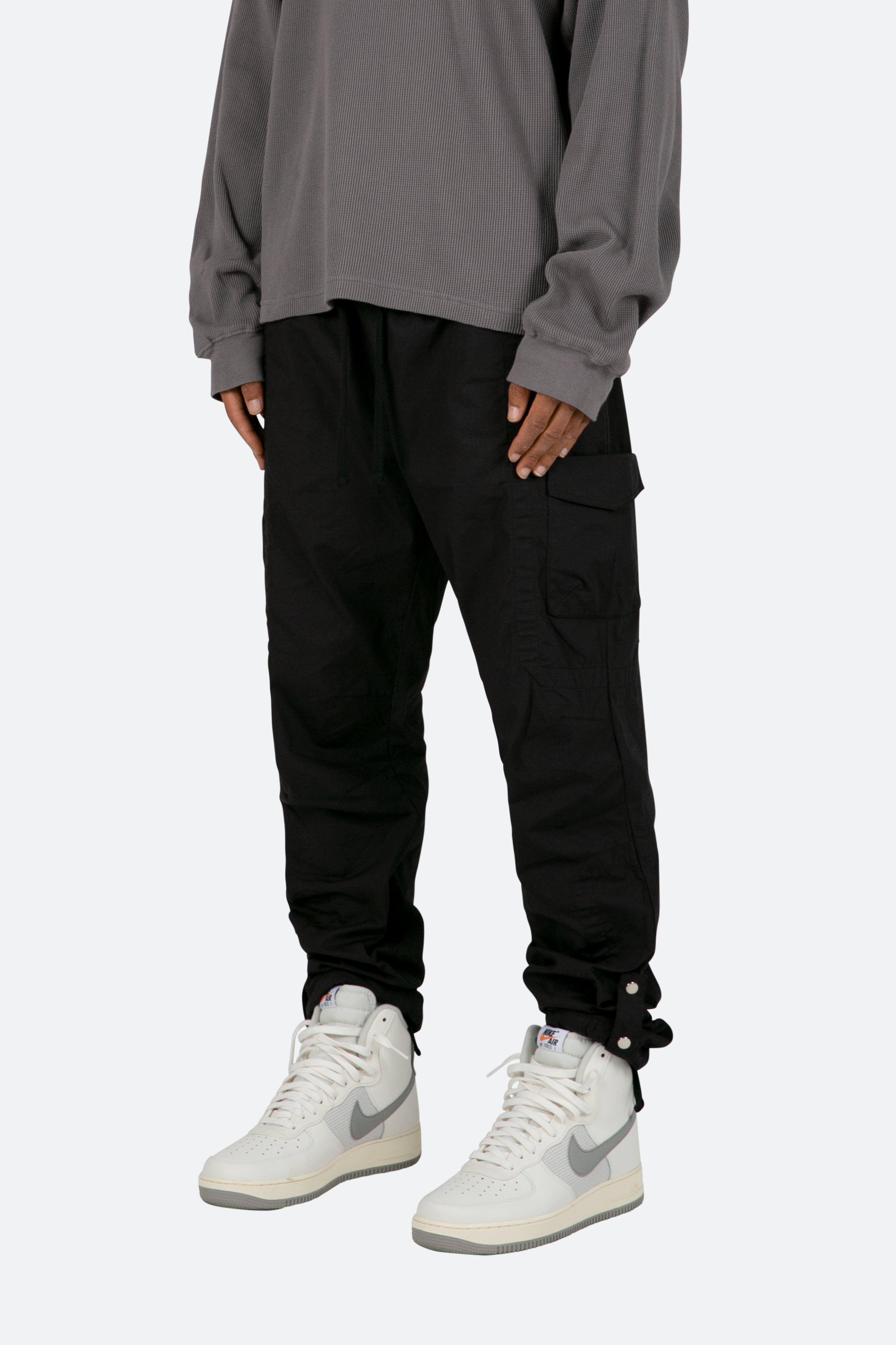 Classic Cargo Pants - Black Product Image