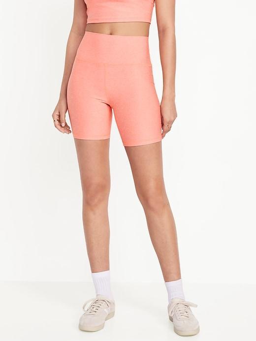 Extra High-Waisted Cloud+ Biker Shorts -- 6-inch inseam Product Image