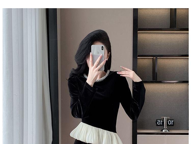 Set: Long-Sleeve Two Tone Velvet Asymmetrical Top + High Rise Midi Skirt Product Image