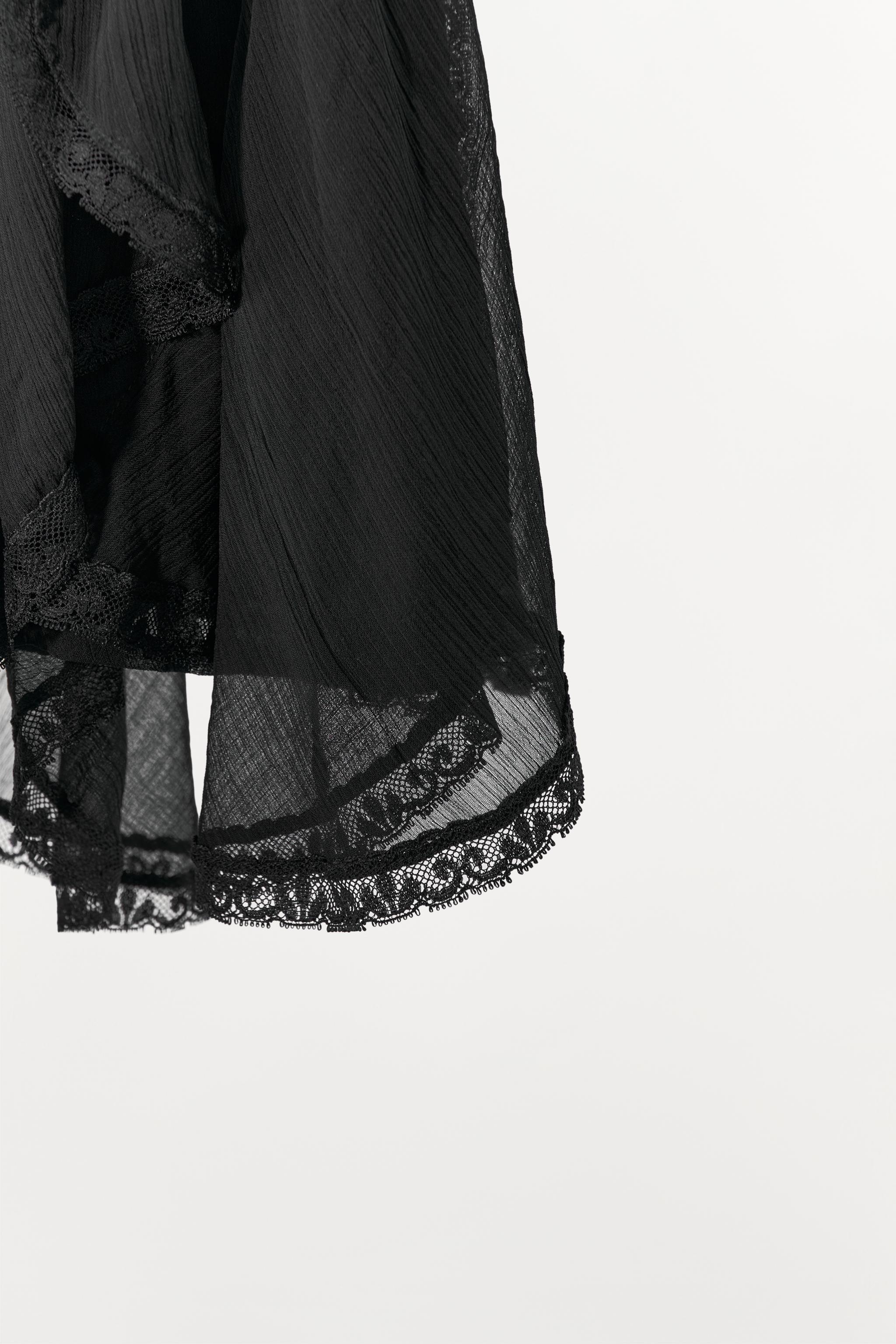 RUFFLED SKIRT Product Image