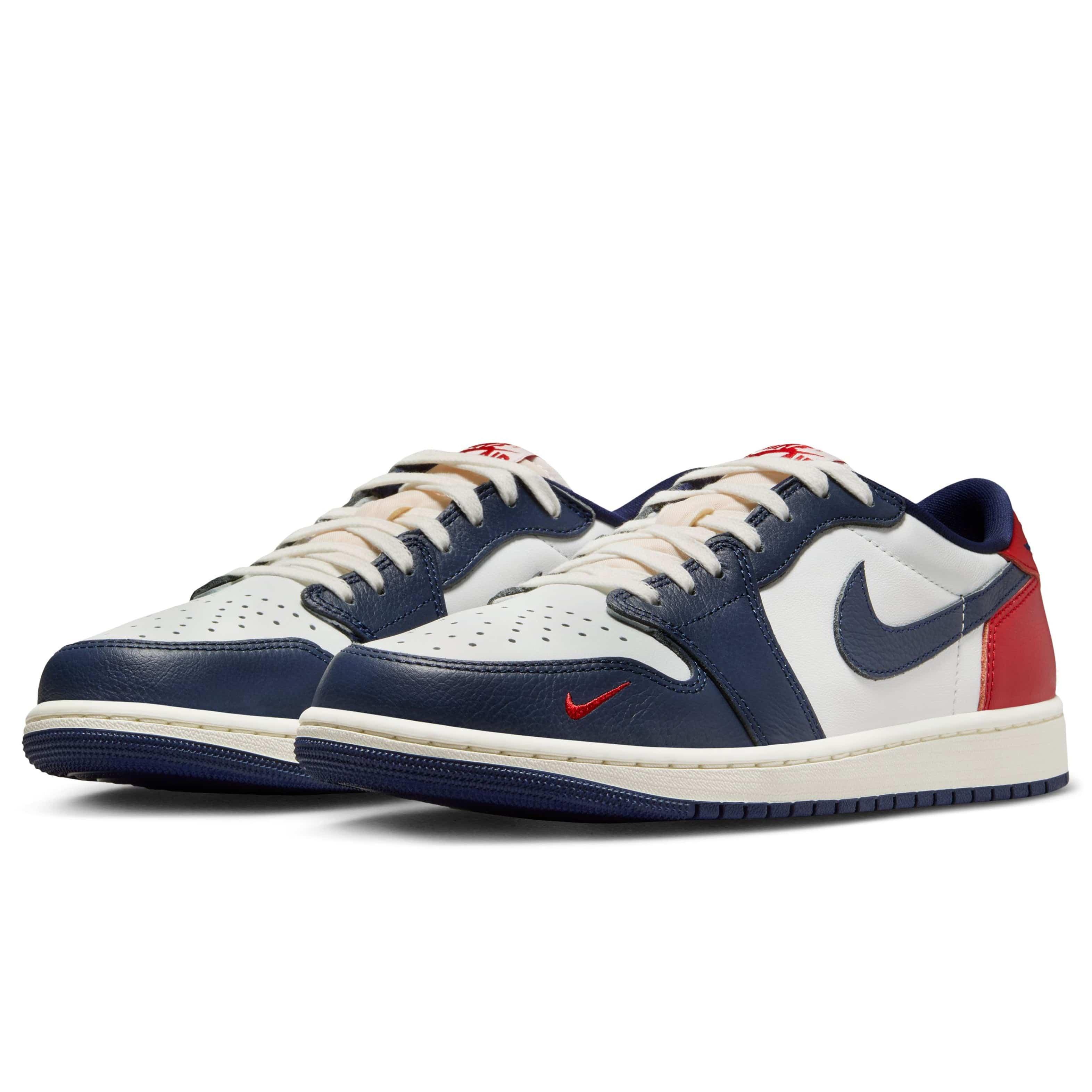 AIR JORDAN 1 RETRO LOW OG Product Image