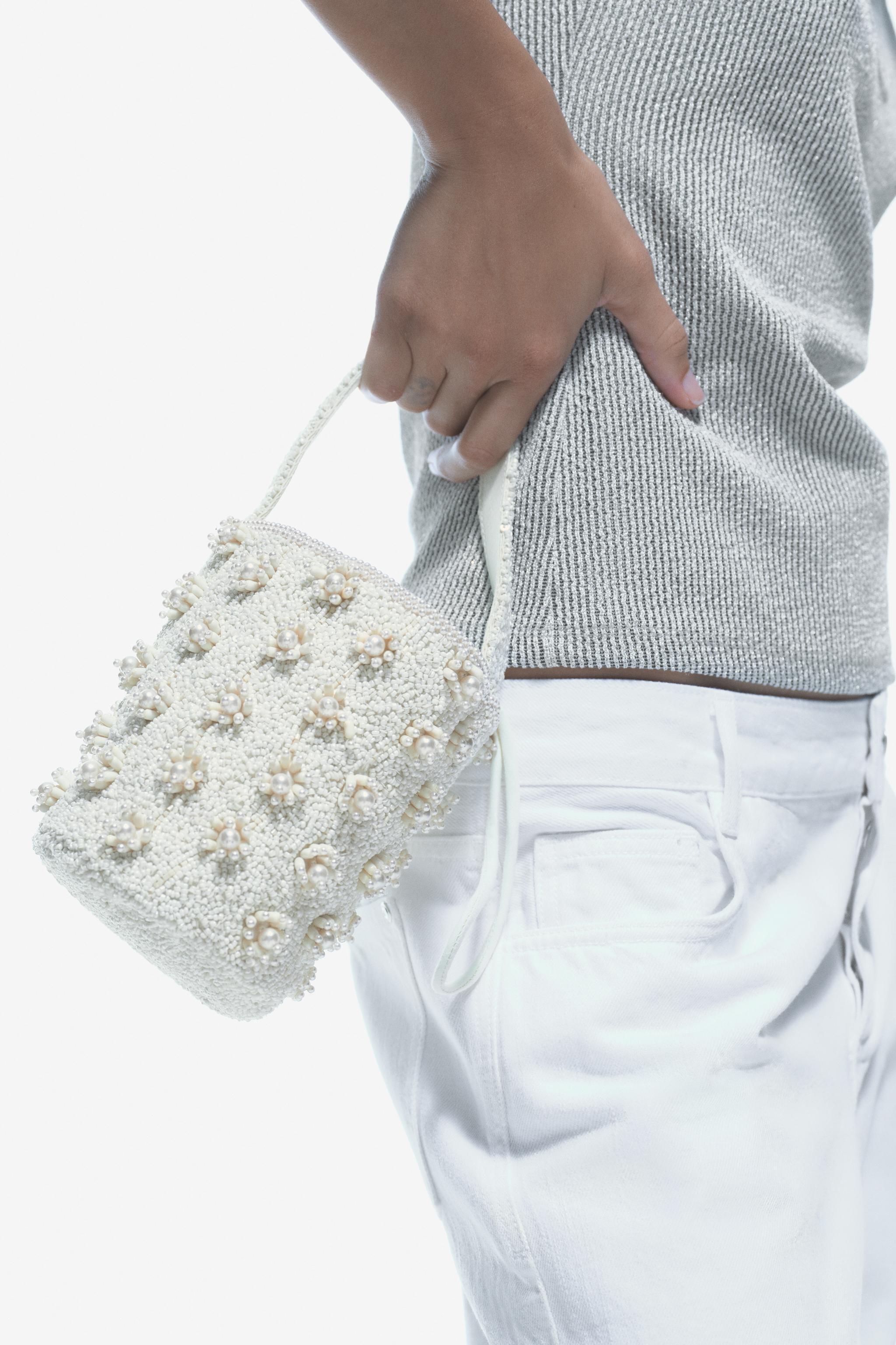 BEADED HANDBAG Product Image