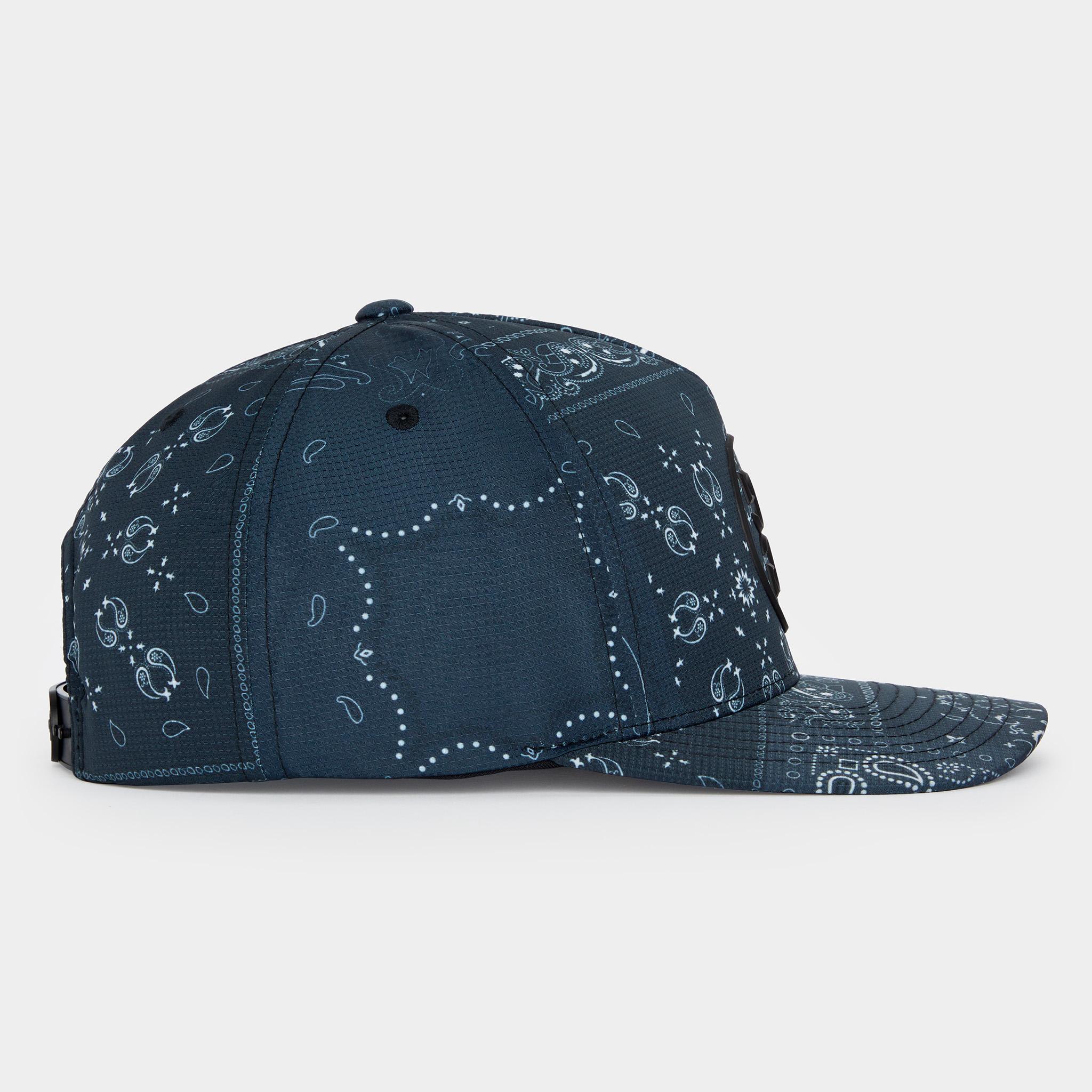 BANDANA FEATHERWEIGHT TECH SNAPBACK HAT Product Image