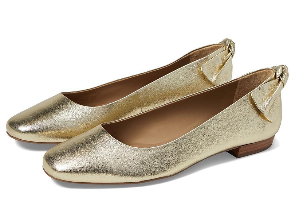 Bernardo Eloisa (Champagne) Women's Shoes Product Image