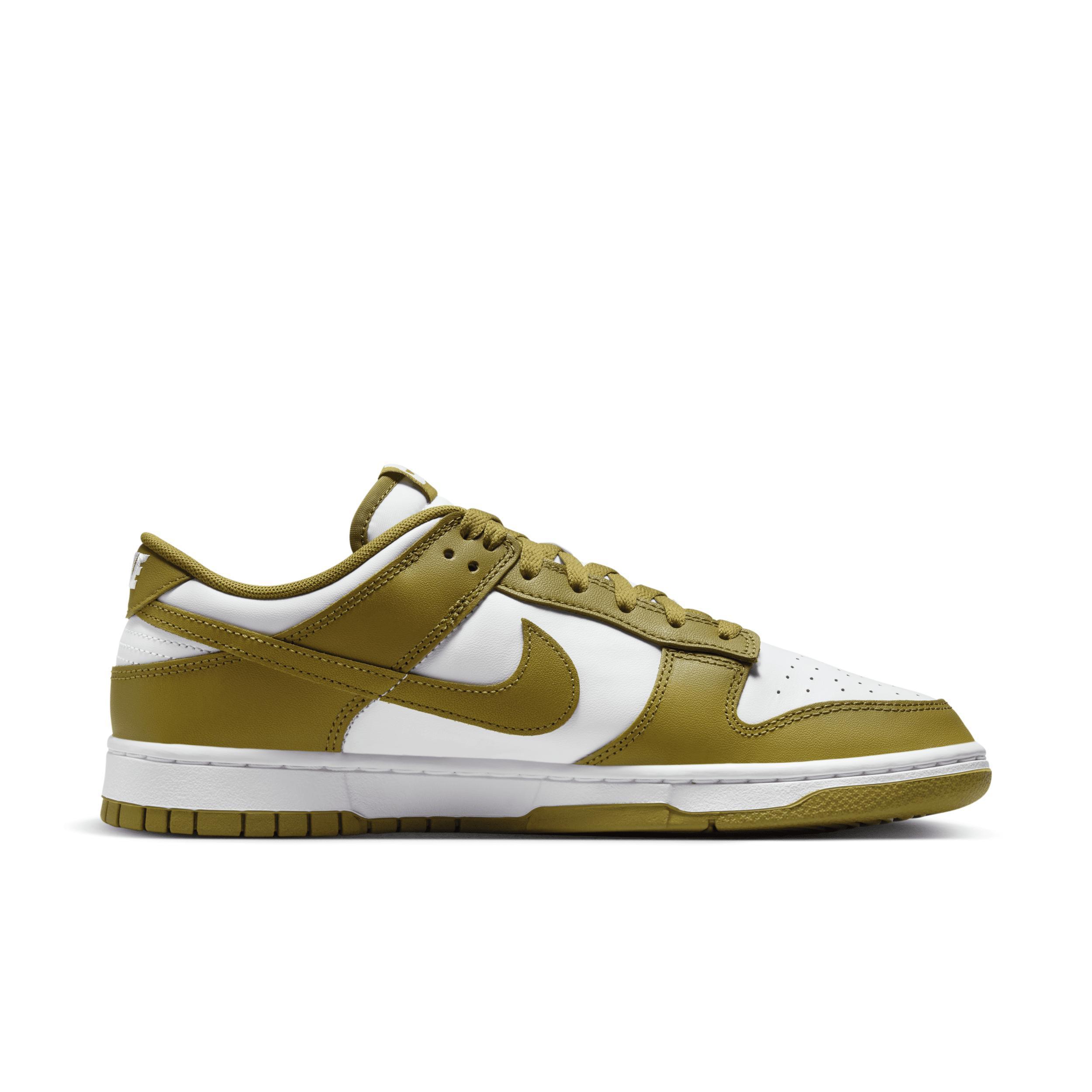 Nike Men's Dunk Low Retro Shoes Product Image