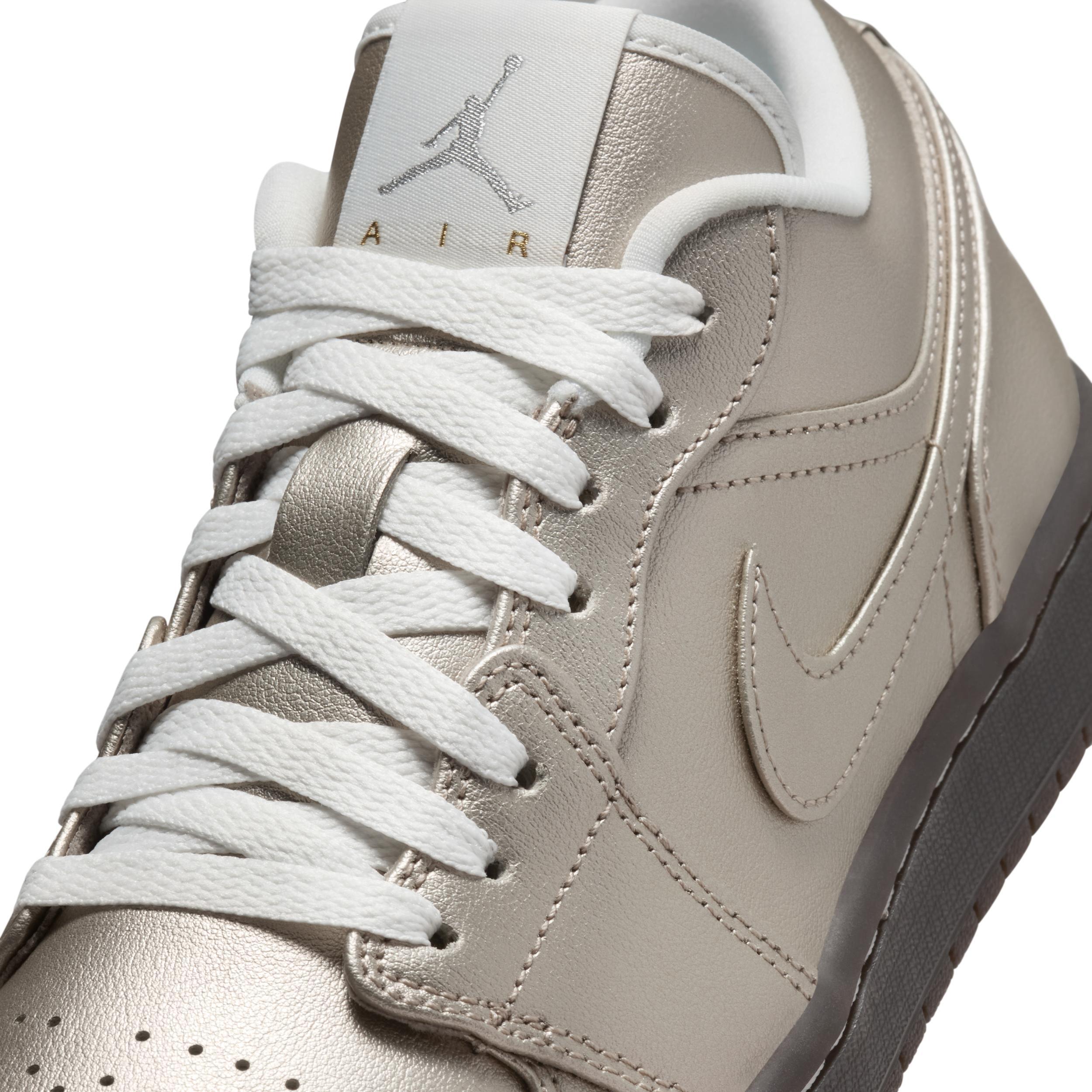 Women's Air Jordan 1 Low SE Shoes Product Image