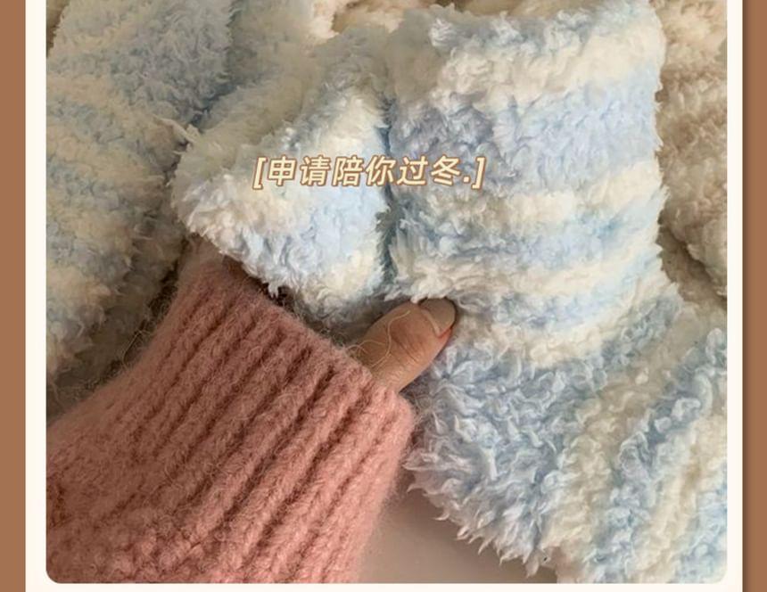 Striped Coral Fleece Short Socks Set Product Image