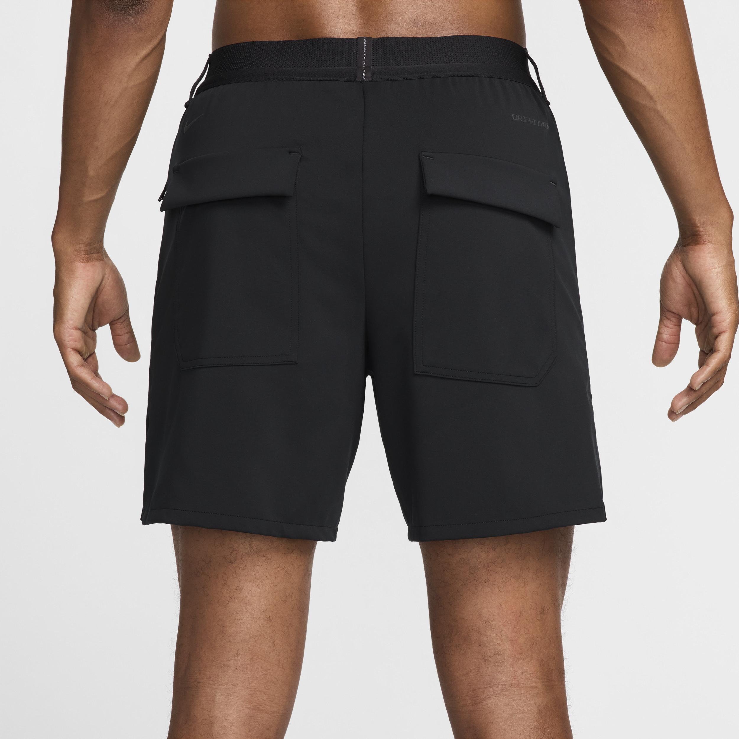 Nike Men's A.P.S. 6" Dri-FIT ADV Versatile Shorts Product Image