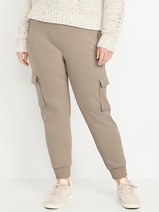 High-Waisted Dynamic Fleece Cargo Joggers Product Image