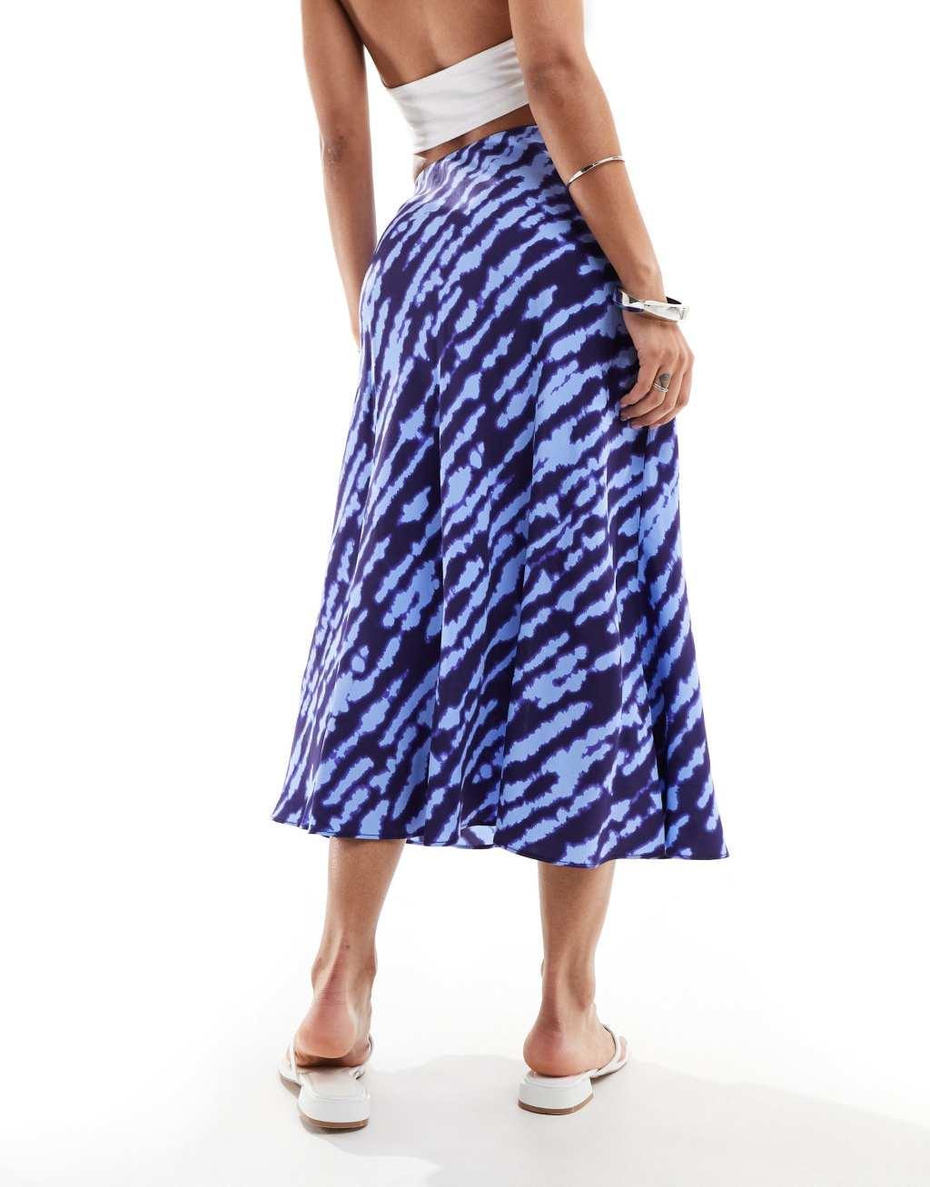 Mango satin printed midi skirt in blue Product Image